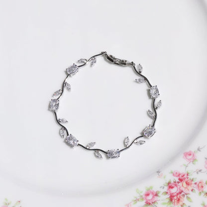 Adjustable Natural Stone Light Luxury Premium Bracelet. Shop Now 🛍️