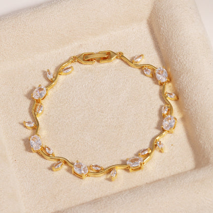 Adjustable Natural Stone Light Luxury Premium Bracelet. Shop Now 🛍️